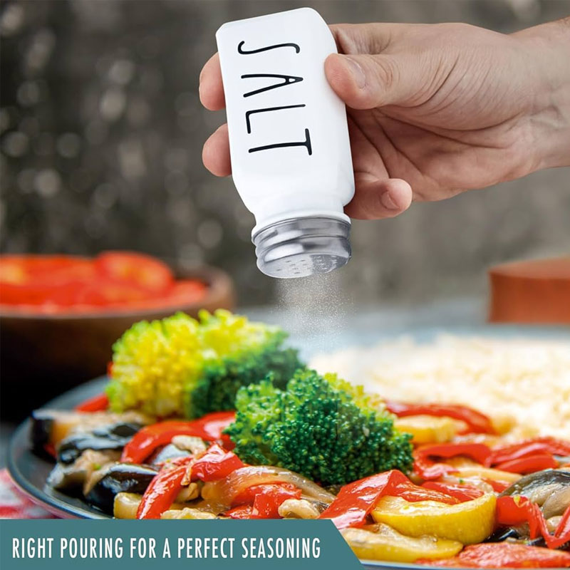 Salt & Pepper Shakers Set