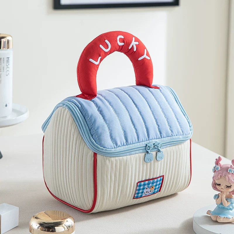 Makeup & Skincare Bag – Large Capacity Travel Pouch