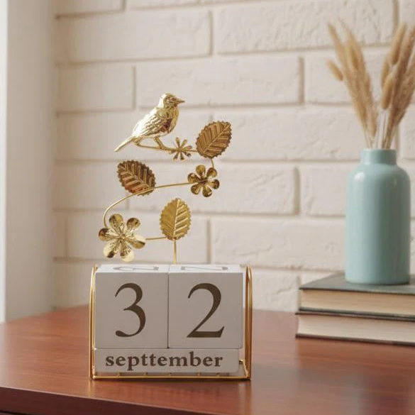 Golden Bloom Everlasting Desk Calendar