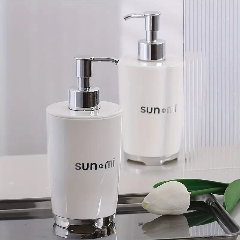 Plastic Soap Dispenser Refillable Liquid Soap Pump Bottle