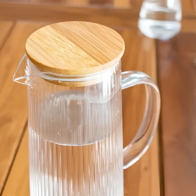 1.1L Borosilicate Glass Pitcher With Bamboo Lid