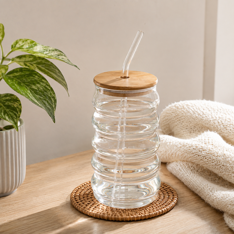 500ml Spiral Shaped Glass Tumbler With Wooden Lid And Straw