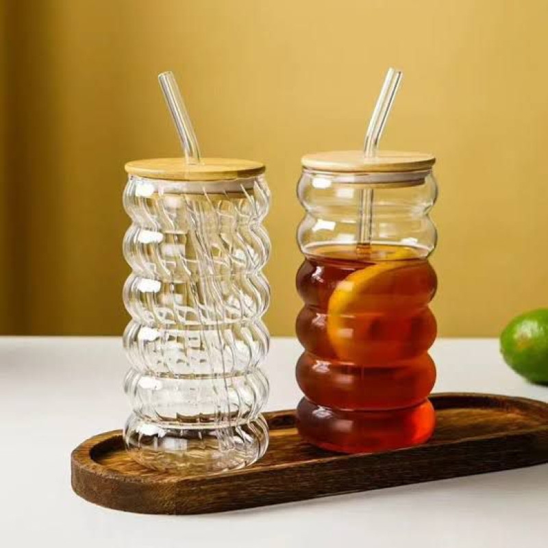500ml Spiral Shaped Glass Tumbler With Wooden Lid And Straw