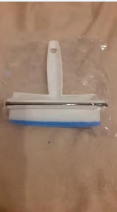 Strong Brush with Smooth Wiper